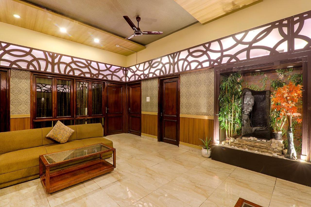 Hotel Executive Hasanganj Екстер'єр фото