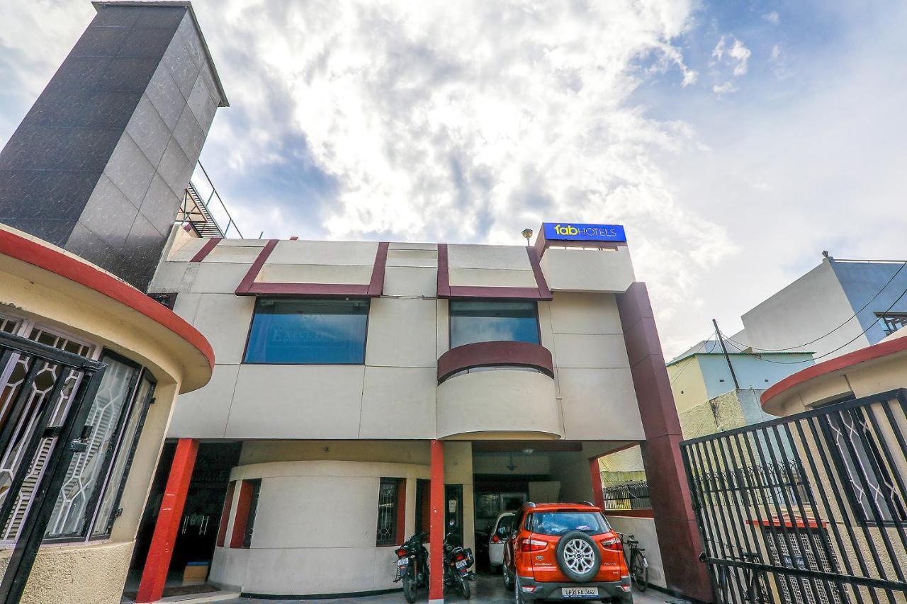 Hotel Executive Hasanganj Екстер'єр фото