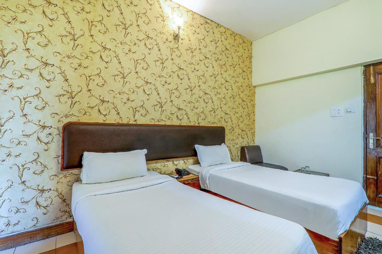 Hotel Executive Hasanganj Екстер'єр фото