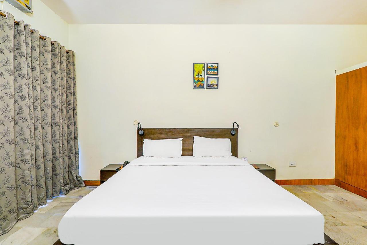 Hotel Executive Hasanganj Екстер'єр фото