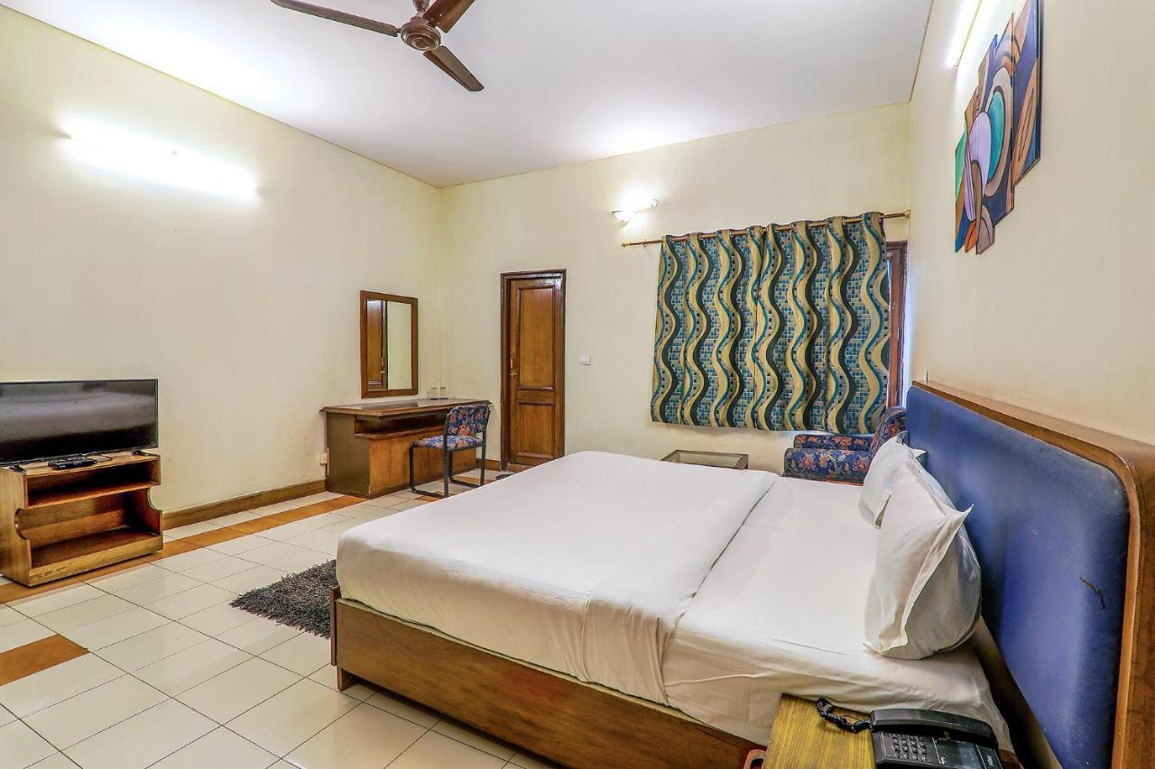 Hotel Executive Hasanganj Екстер'єр фото