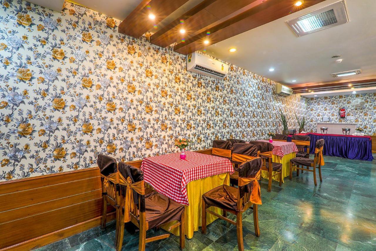 Hotel Executive Hasanganj Екстер'єр фото