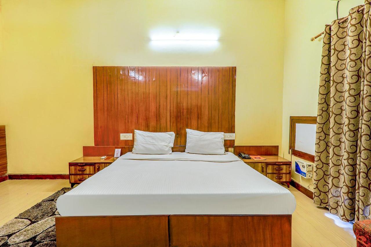 Hotel Executive Hasanganj Екстер'єр фото